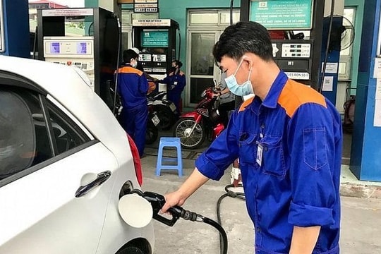 Giá xăng dầu các loại tăng giảm nhẹ sau kỳ điều chỉnh cuối năm