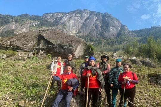 Du lịch khám phá phía Tây Cao Bằng thu hút khách nước ngoài