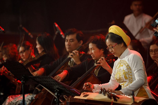 Hơi thở đương đại trong những thanh âm truyền thống