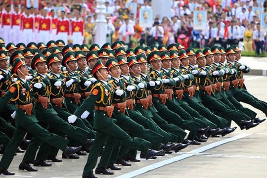 Củng cố nền quốc phòng toàn dân vững mạnh, tăng cường sức mạnh quân đội