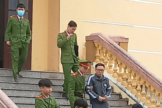 Trộm ô tô đã bán, cựu phó hiệu trưởng lĩnh án 10 năm tù