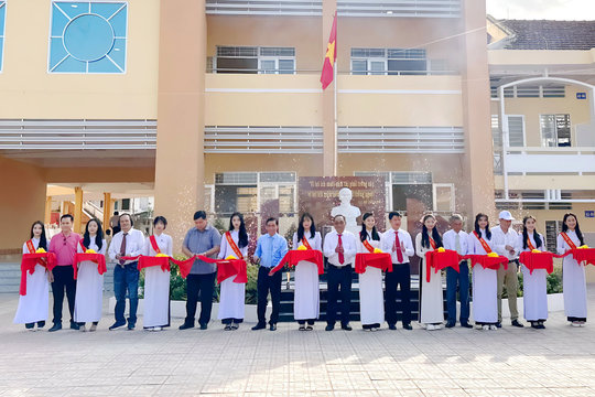 ‎40 năm thành lập trường THPT Cái Nước (Cà Mau): Mốc son đánh dấu những nỗ lực không ngừng