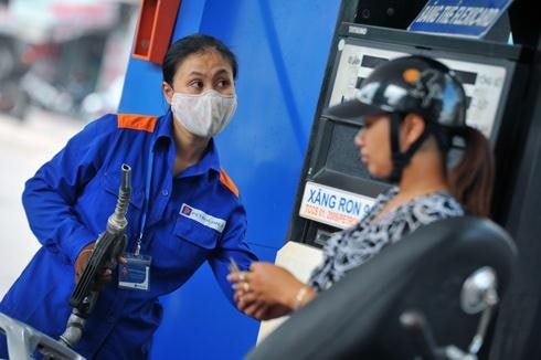 Tập trung các giải pháp, bảo đảm nguồn cung xăng dầu cho thị trường nội địa