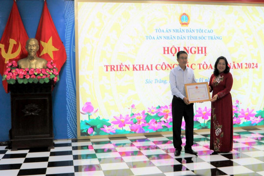 Báo Công lý nhận Bằng khen của Chủ tịch UBND tỉnh Sóc Trăng