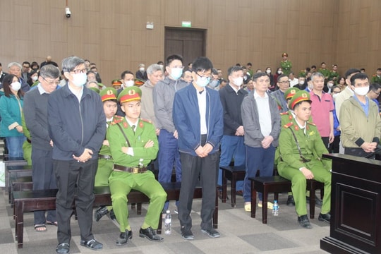 Chi tiết mức án đề nghị đối với 38 bị cáo trong "đại án" Việt Á