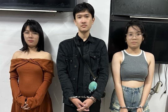 Dụ người đàn ông lên khách sạn rồi khống chế, cướp tài sản