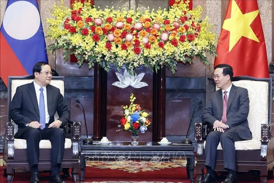 Chủ tịch nước Võ Văn Thưởng tiếp Thủ tướng Lào Sonexay Siphandone