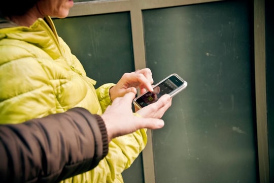 Nhóm thanh thiếu niên cầm dao cướp điện thoại đã bị bắt