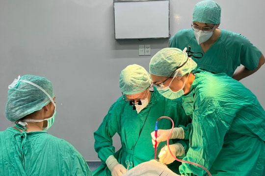 Bệnh viện Trung ương Huế: Phẫu thuật tạo hình miễn phí dị tật răng hàm mặt cho bệnh nhân