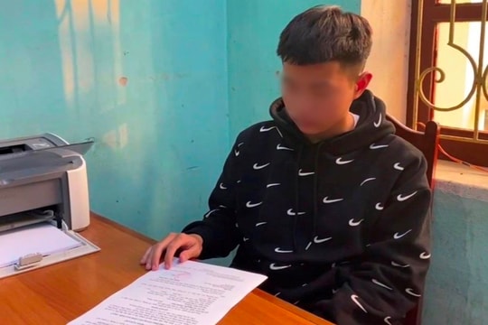 Lợi dụng sơ hở, cướp giật điện thoại rồi bỏ chạy