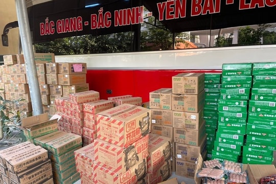 Tiêu hủy hơn 23.000 thực phẩm không rõ nguồn gốc