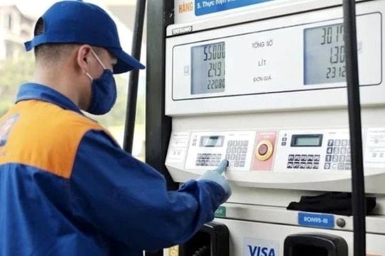 Giá xăng tăng nhẹ từ 15h chiều nay