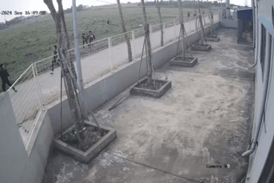 Tạm giữ 7 thanh, thiếu niên đánh hội đồng nam sinh lớp 12 tử vong