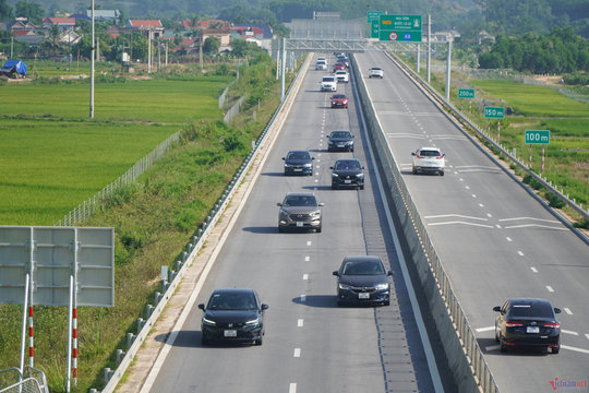Phương tiện lưu thông cao tốc tăng trưởng cao
