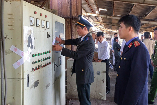 Thi hành cưỡng chế tài sản một công ty vì nợ gần 3 tỷ đồng tại huyện Phú Lộc