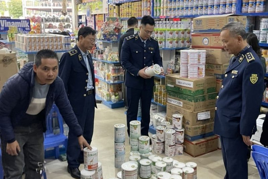 Vĩnh Phúc: Phát hiện hơn 5.000 hộp sữa có dấu hiệu vi phạm nhãn hiệu của Abbott