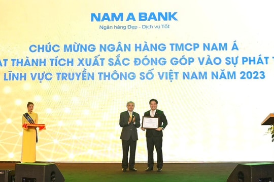 Nam A Bank – Ngân hàng chuyển đổi số của năm