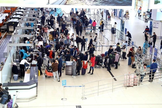 Nhiều chặng bay có tỉ lệ đặt chỗ 100% dù đã được tăng chuyến