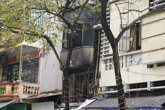 Lời kể người sống sót trong vụ cháy tiệm hoa tươi khiến 4 người tử vong ở Hà Nội