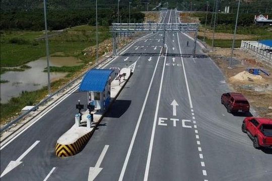 Thí điểm bỏ barie đầu vào trạm thu phí cao tốc