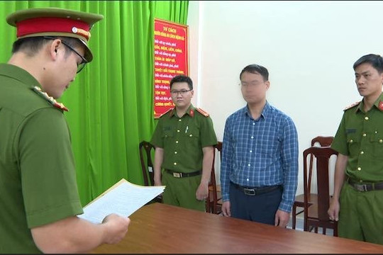 Khởi tố, bắt tạm giam Phó Cục trưởng Cục Đăng kiểm Việt Nam
