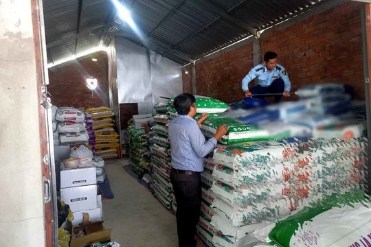 Một cơ sở kinh doanh phân bón bị xử phạt 45 triệu đồng