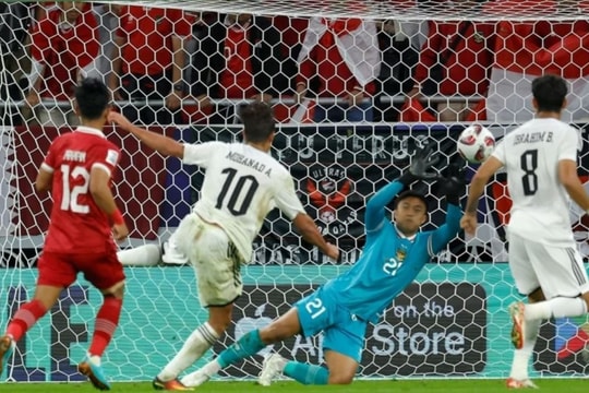 ĐT Indonesia tạm thời xếp cuối bảng D sau trận thua 1-3 trước Iraq