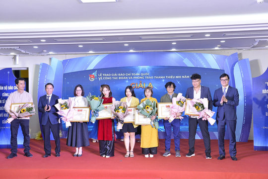 Trao giải báo chí toàn quốc về công tác Đoàn và phong trào thanh thiếu nhi năm 2023
