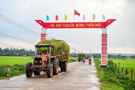 Hỗ trợ nông dân, phát triển nông nghiệp, kinh tế nông thôn bền vững