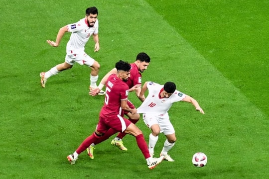Qatar ghi danh vào vòng 16 đội tại Asian Cup 2023