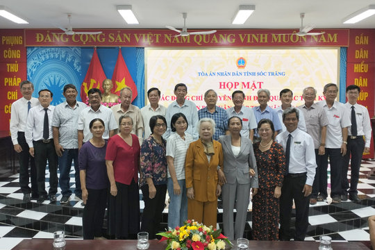 Họp mặt nguyên lãnh đạo TAND hai cấp tỉnh Sóc Trăng qua các thời kỳ