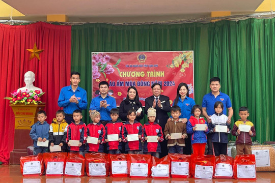 TAND hai cấp tỉnh Lạng Sơn với hoạt động “Áo ấm mùa đông” 2024