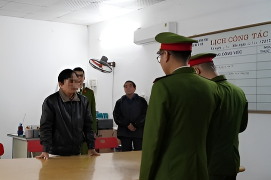 Thu phí đào tạo, sát hạch lái xe vượt quy định, hai đối tượng bị khởi tố