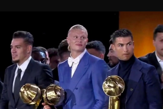 Haaland đánh bại Ronaldo để có danh hiệu đầu tiên trong năm 2024