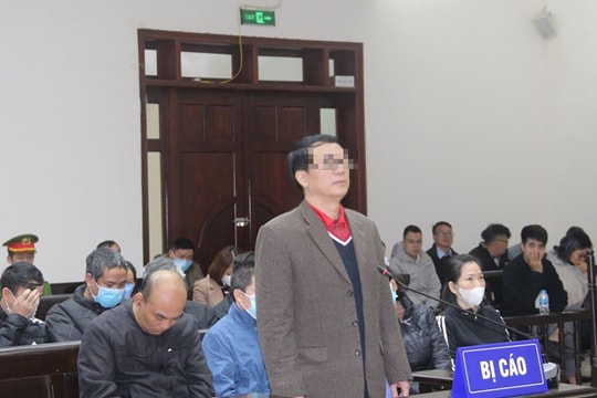 Cựu Cục phó Trần Hùng nói về 300 triệu đồng bị cáo buộc nhận hối lộ