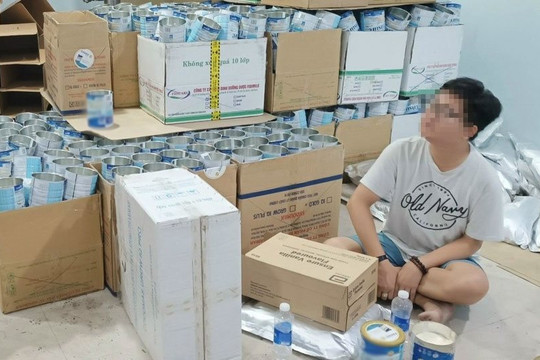 ‘Triệt phá’ xưởng sản xuất sữa giả, bán online với tay nghề tinh vi