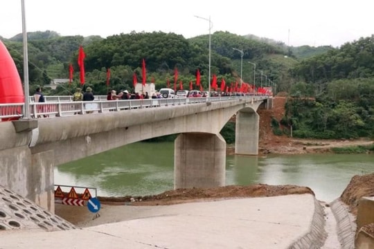 Tuyên Quang: Khánh thành cầu Bạch Xa bắc qua sông Lô
