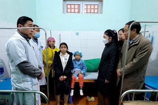 Bố giải cứu con gái khỏi tay kẻ bắt cóc tại Hà Giang