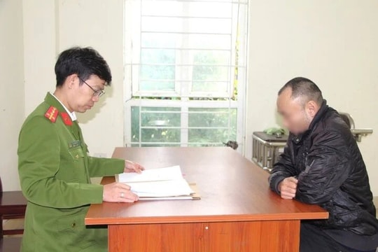 Lừa "chạy án" để chiếm đoạt tài sản