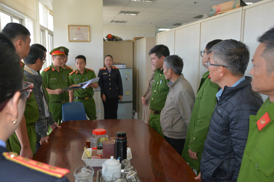 Rút ruột, bắt cán bộ Trung tâm Khuyến công Lâm Đồng