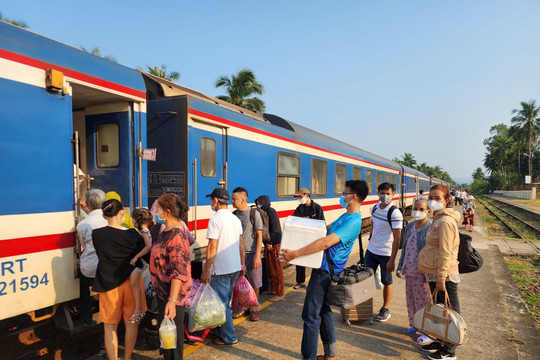 Đường sắt tiếp tục tăng 9 chuyến tàu trong dịp Tết