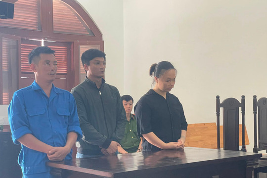Ba bị cáo lĩnh hơn 36 năm tù vì mua bán ma túy