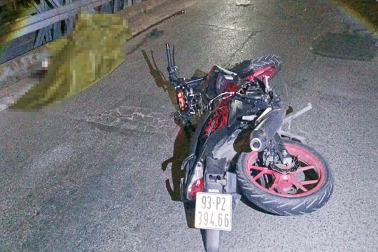 Hai người thương vong sau tai nạn trên cầu thép