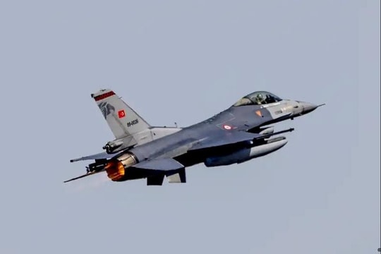 Mỹ chấp thuận bán máy bay chiến đấu F-16 cho Thổ Nhĩ Kỳ