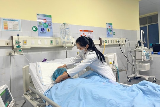 Ngộ độc khí CO do đốt than, củi sưởi ấm