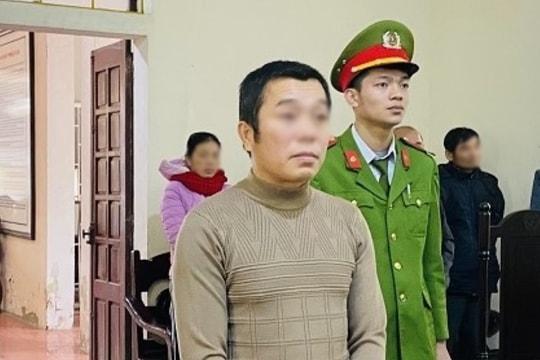 Lĩnh án vì tàng trữ pháo nổ chơi Tết