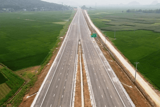 Kiến nghị tốc độ tới 90 km/h đường mới đầu tư