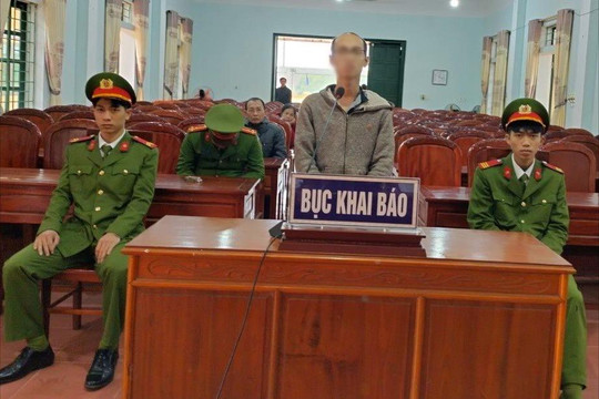 Vô cớ đánh gãy răng nhân viên nhà nghỉ