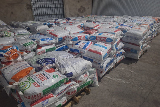 An Giang: Tịch thu 15.000kg sản phẩm không rõ nguồn gốc