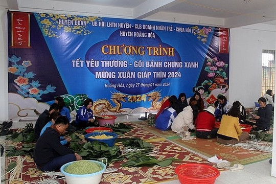 Ấm áp “Tết yêu thương - gói bánh chưng xanh mừng Xuân Giáp Thìn 2024”